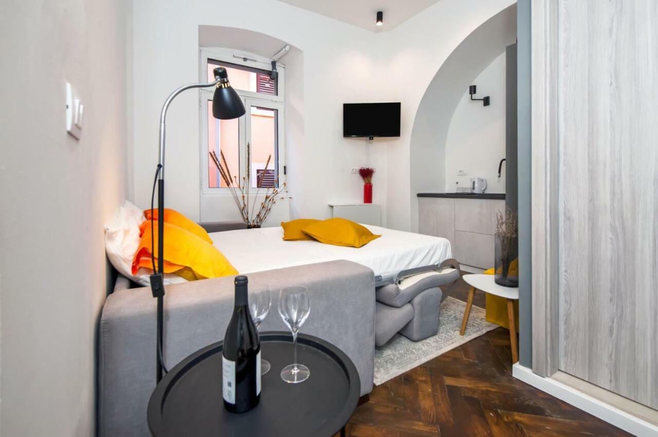 Mini Studio Mignon Apartment Rovinj Bagian luar foto