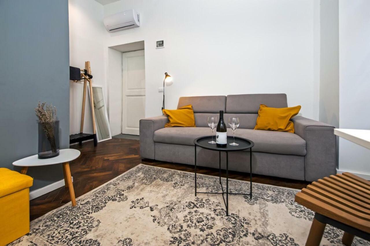 Mini Studio Mignon Apartment Rovinj Bagian luar foto