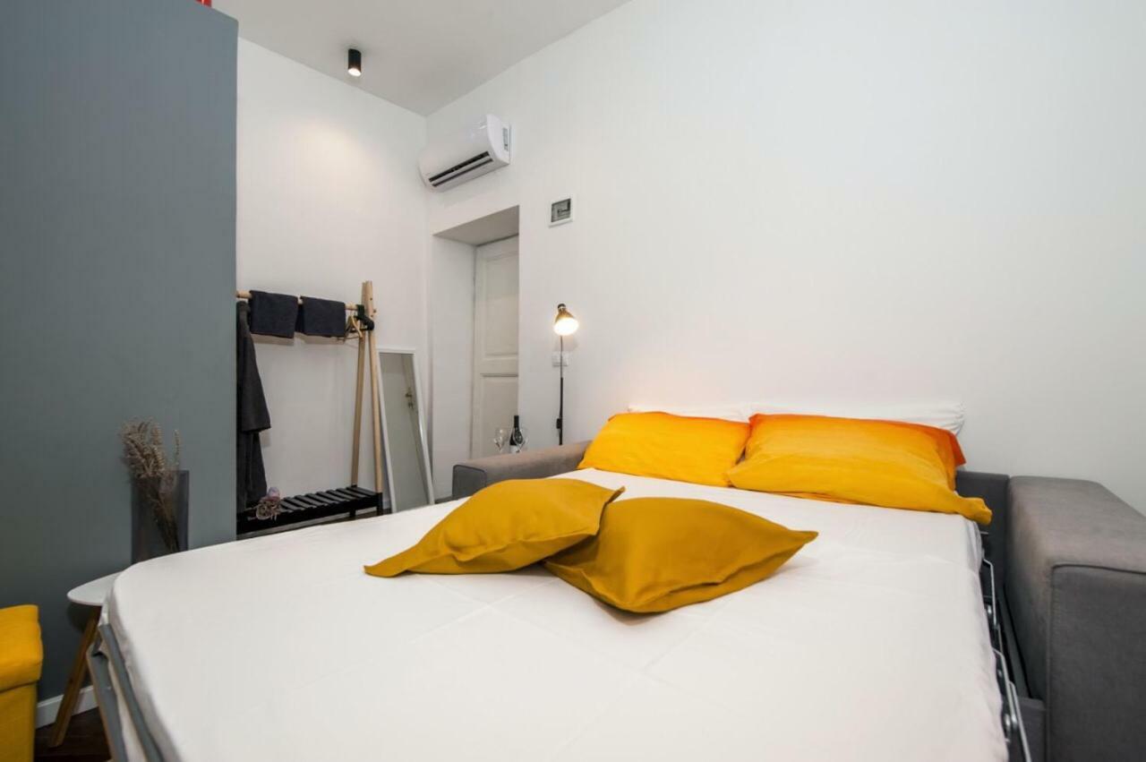 Mini Studio Mignon Apartment Rovinj Bagian luar foto