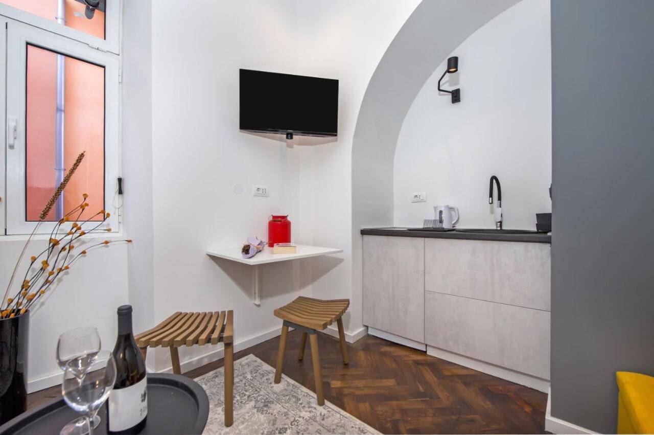 Mini Studio Mignon Apartment Rovinj Bagian luar foto